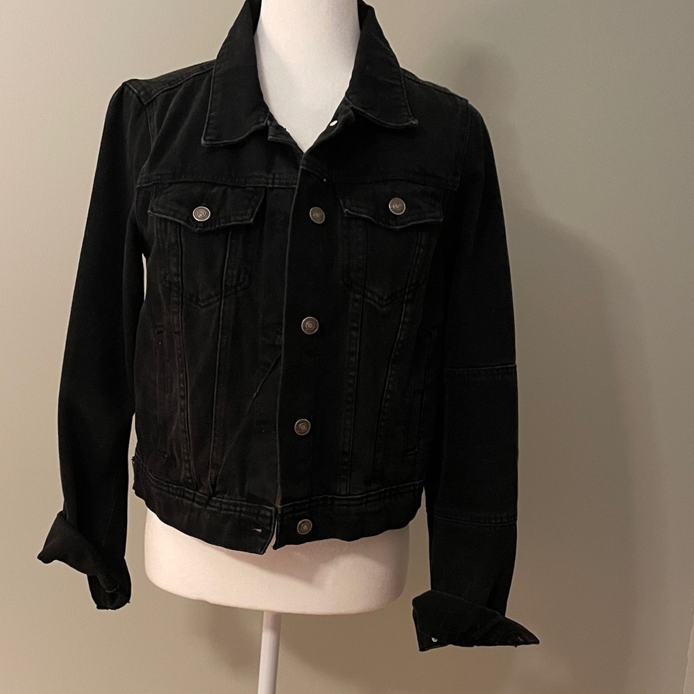 Nordstrom (Free People) Black Denim Jacket- never worn without tags - Picture 3 of 7